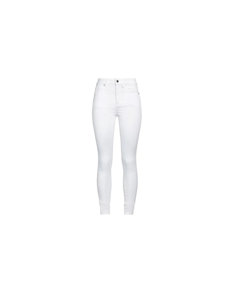 Superdry. HOSEN & RÖCKE - Jeanshosenauf YOOX.COM Weiß