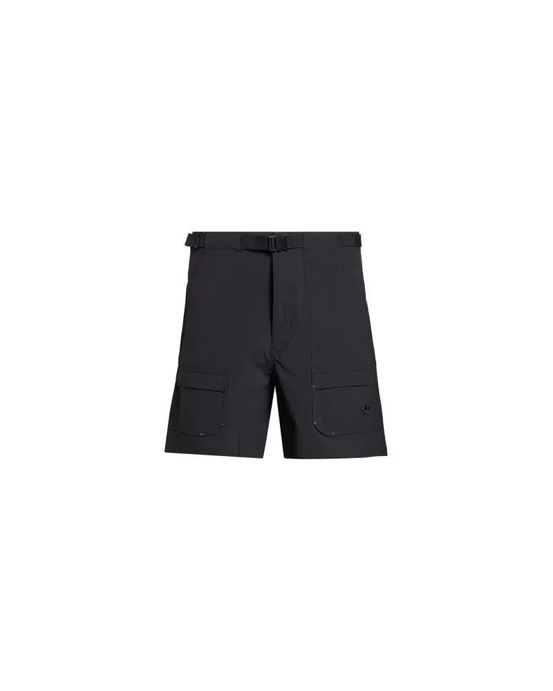 adidas P ESS C SHO - HOSEN & RÖCKE - Shorts & Bermudashortsauf YOOX.COM Schwarz