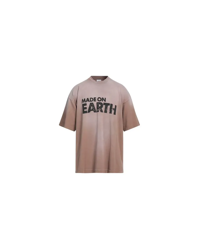 VETEMENTS TOPS - T-shirtsauf YOOX.COM Khaki
