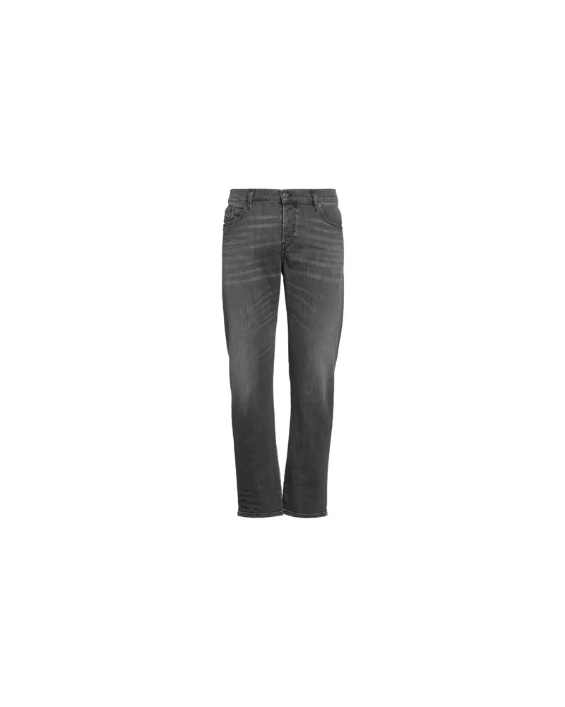 Diesel HOSEN & RÖCKE - Jeanshosenauf YOOX.COM Schwarz