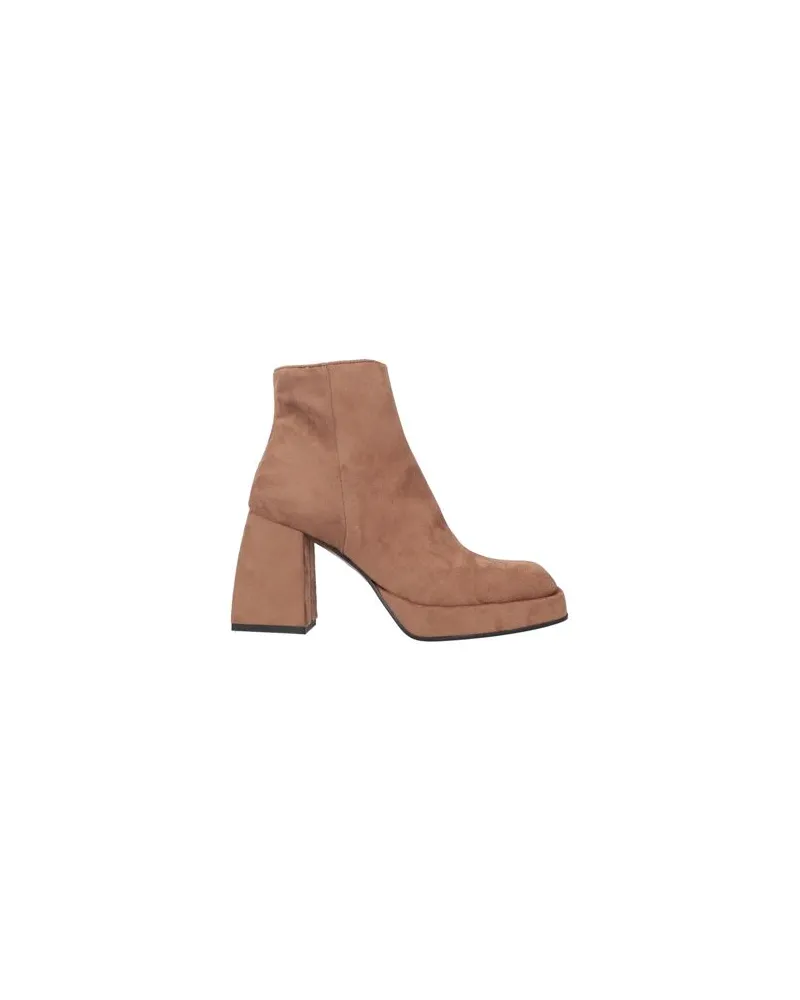 Nila & Nila SCHUHE - Stiefelettenauf YOOX.COM Hellbraun