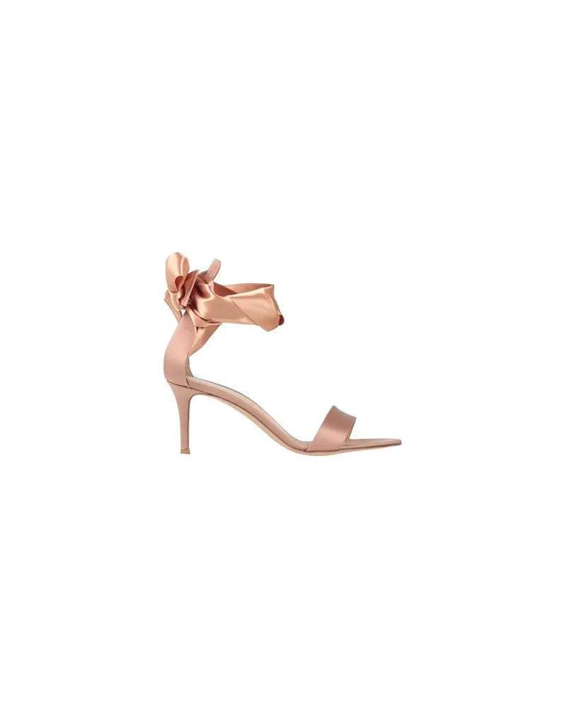 Gianvito Rossi SCHUHE - Sandalenauf YOOX.COM Antikrosa