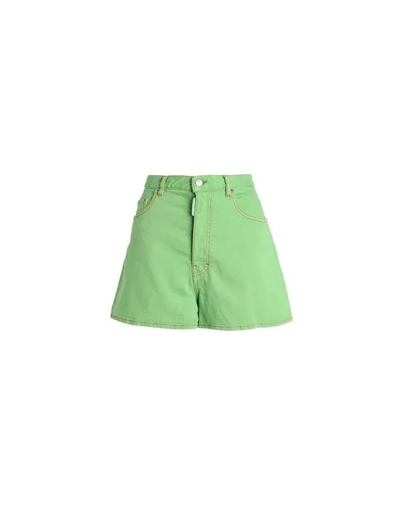 Dsquared2 HOSEN & RÖCKE - Jeansshortsauf YOOX.COM Grün