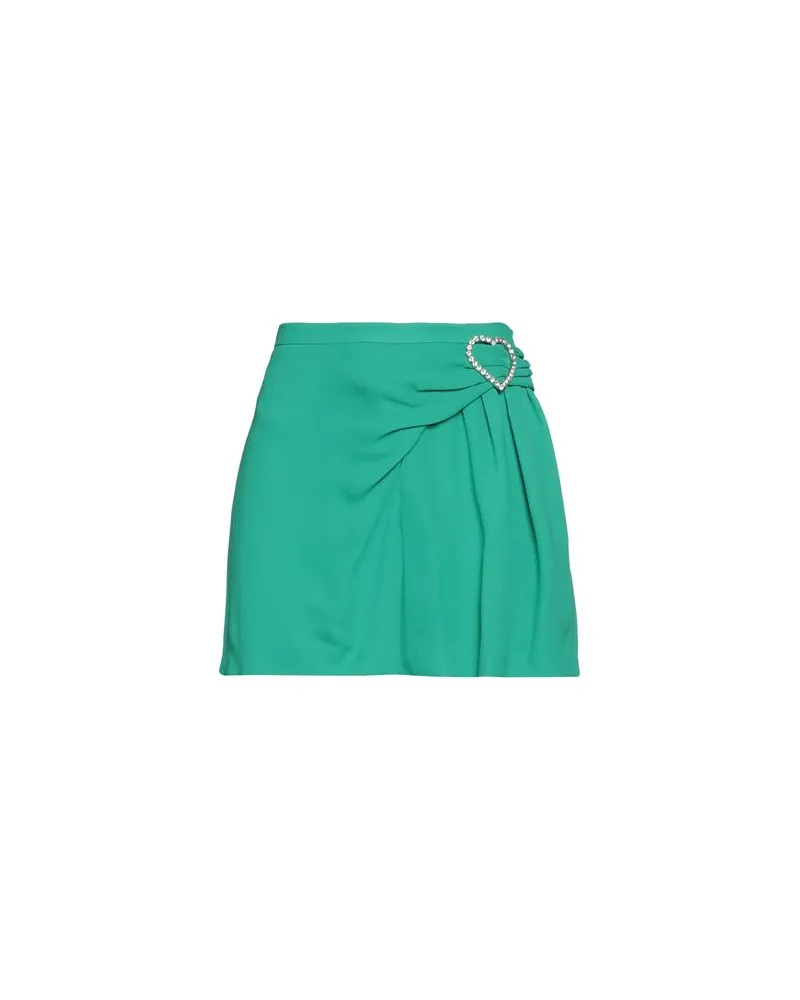 Moschino HOSEN & RÖCKE - Shorts & Bermudashortsauf YOOX.COM Grün