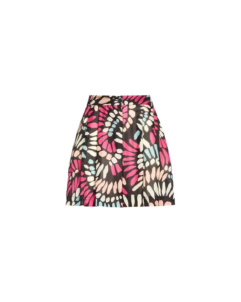 Jucca HOSEN & RÖCKE - Shorts & Bermudashortsauf YOOX.COM Schwarz