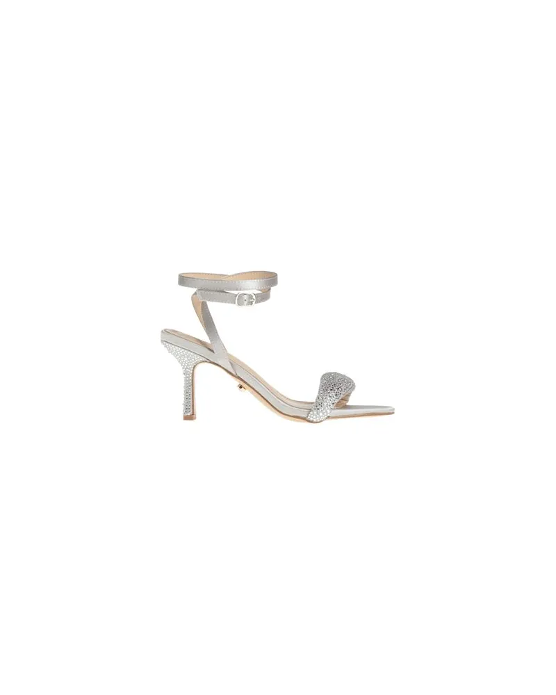 Twenty Four Haitch SCHUHE - Sandalenauf YOOX.COM Hellgrau
