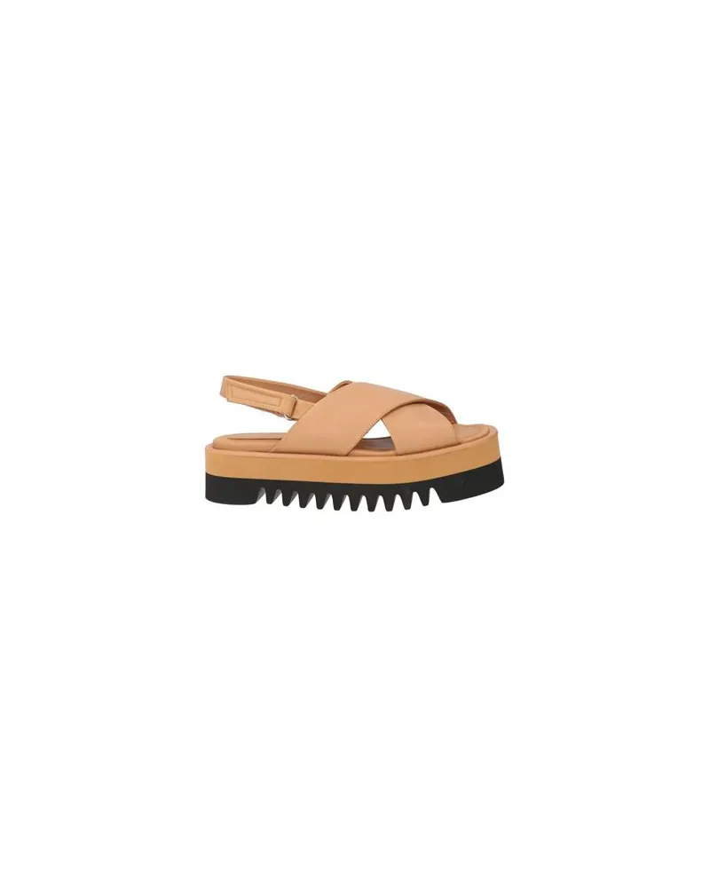 Paloma Barceló SCHUHE - Sandalenauf YOOX.COM Kamel