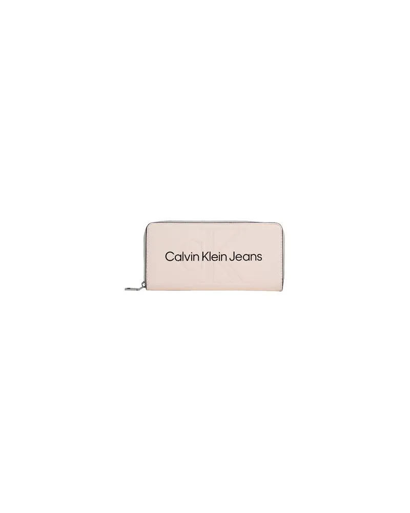 Calvin Klein zip around - Kleinlederwaren - Brieftaschenauf YOOX.COM Hellrosa