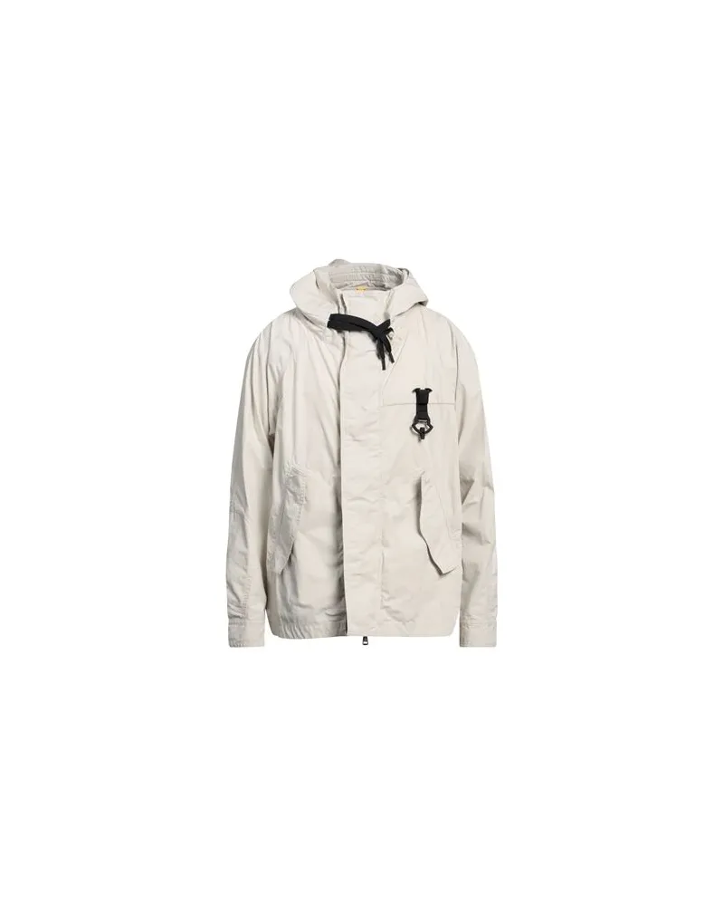 Moncler JACKEN & MÄNTEL - Jacken, Mäntel & Trenchcoatsauf YOOX.COM Beige