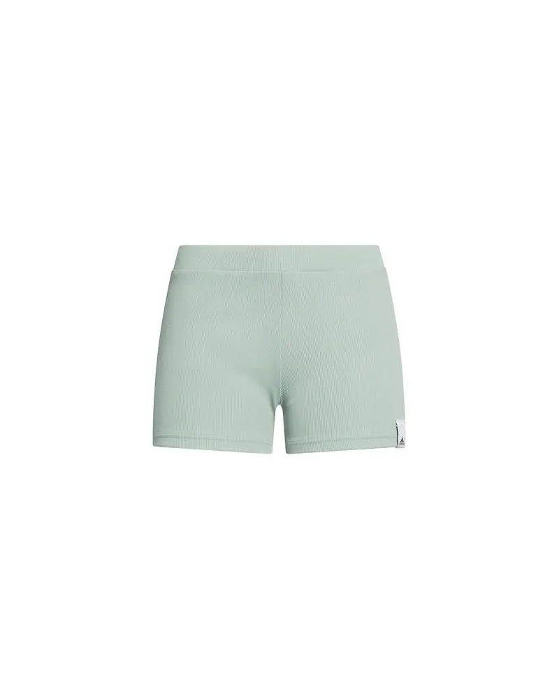 adidas HOSEN & RÖCKE - Shorts & Bermudashortsauf YOOX.COM Salbeigrün
