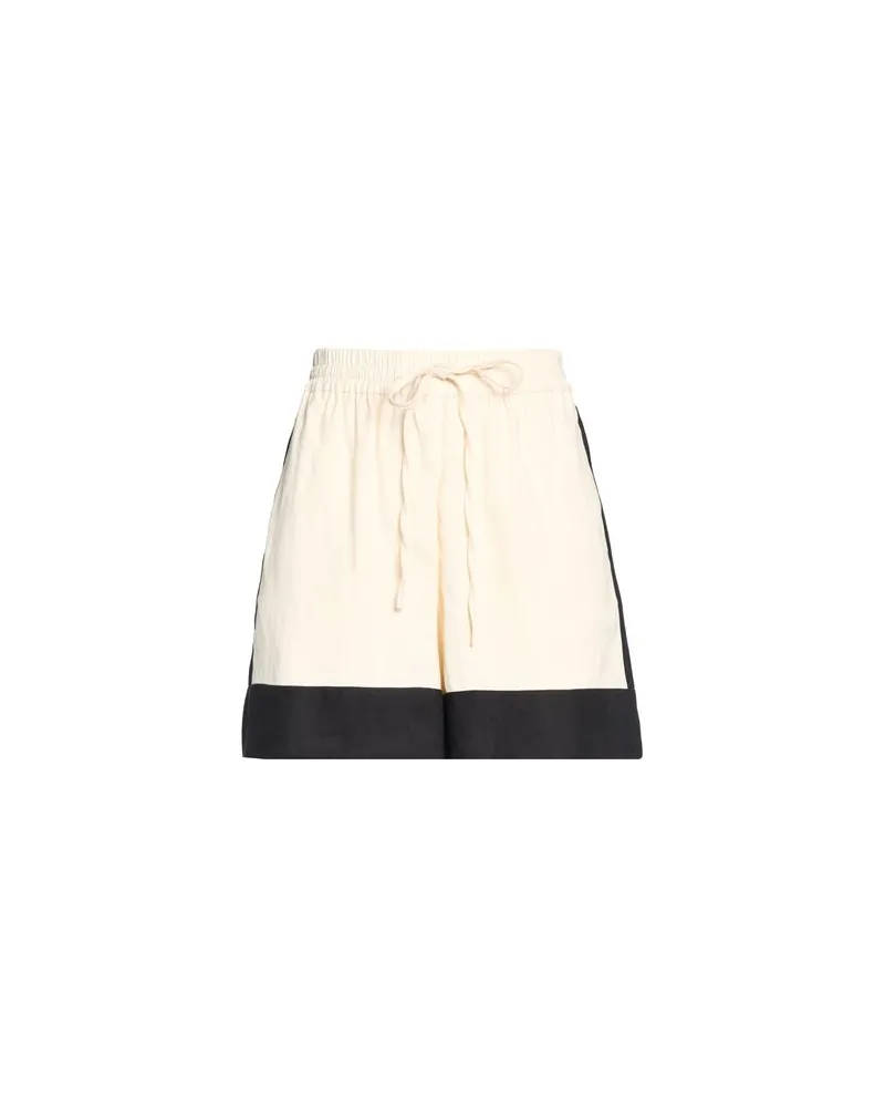 Sandro HOSEN & RÖCKE - Shorts & Bermudashortsauf YOOX.COM Cremeweiß