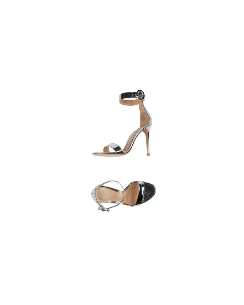 Gianvito Rossi SCHUHE - Sandalenauf YOOX.COM Silber