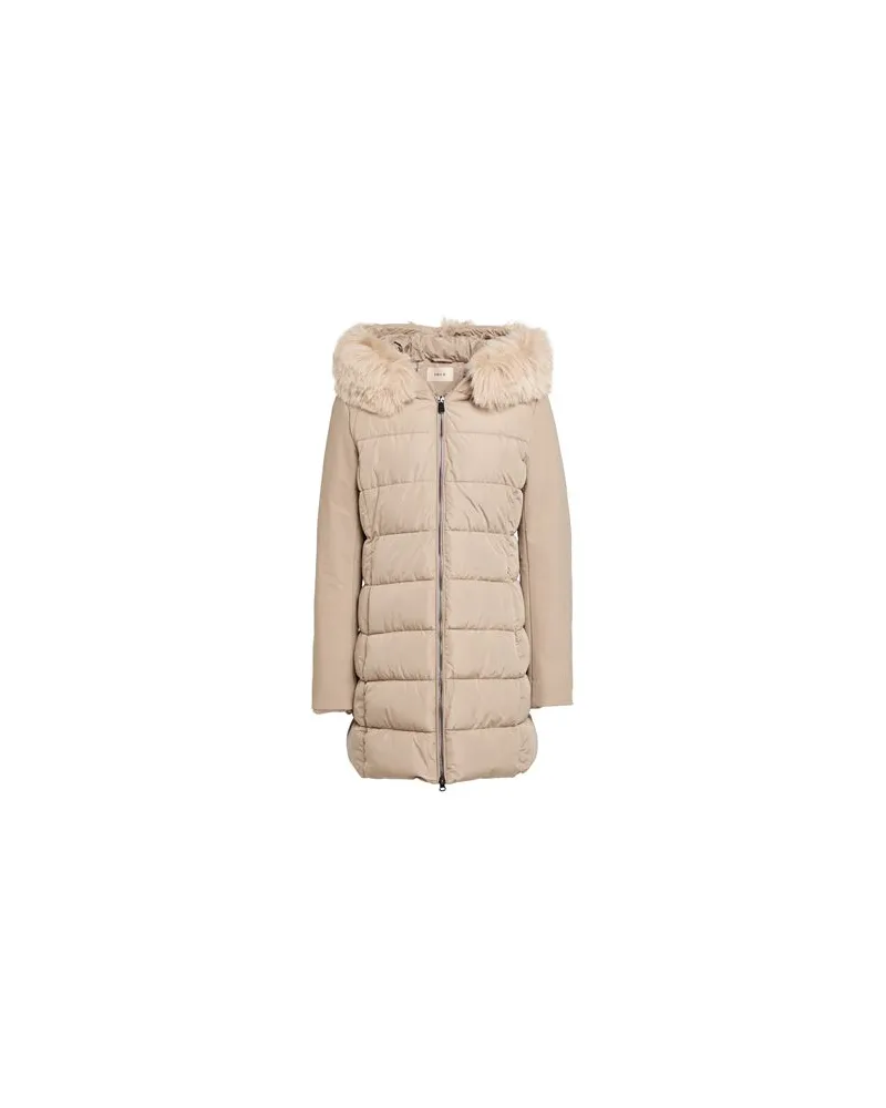 TOY G JACKEN & MÄNTEL - Pufferjacken & Daunenjackenauf YOOX.COM Beige