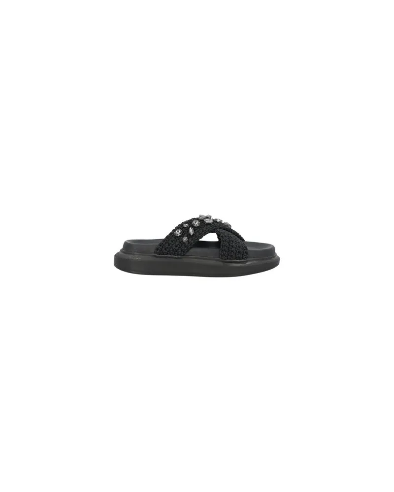 Nila & Nila SCHUHE - Sandalenauf YOOX.COM Schwarz
