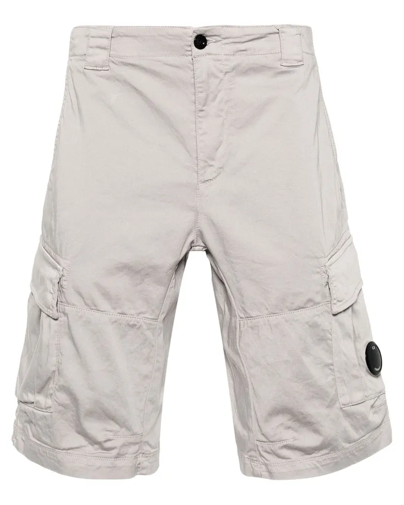 C.P. Company Shorts & Bermudashorts Taubengrau