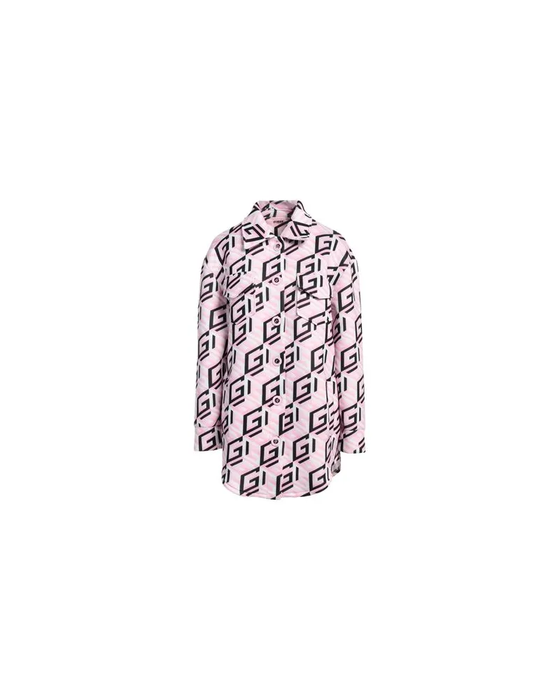 Guess JACKEN & MÄNTEL - Jacken, Mäntel & Trenchcoatsauf YOOX.COM Fuchsia