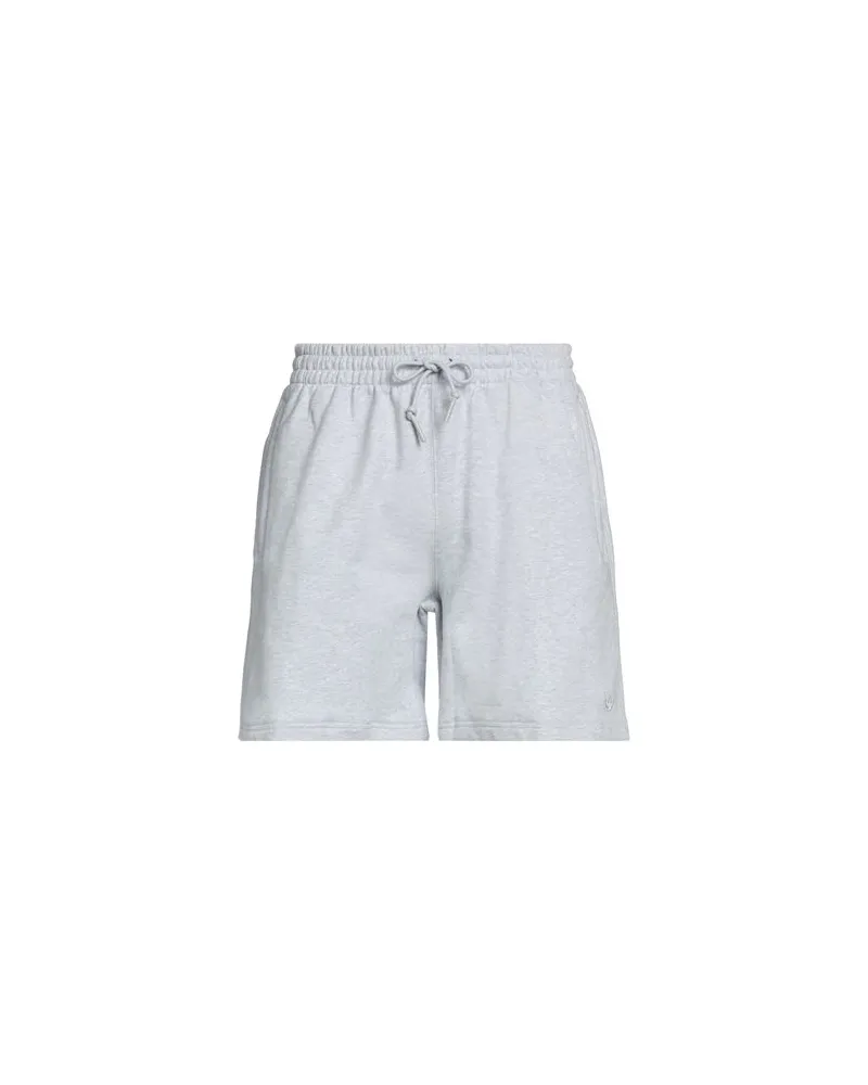 adidas HOSEN & RÖCKE - Shorts & Bermudashortsauf YOOX.COM Hellgrau