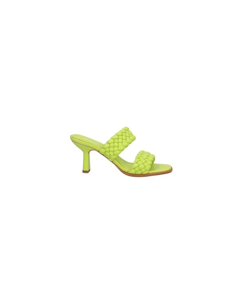 Michael Kors AMELIA MULE   - SCHUHE - Sandalenauf YOOX.COM Limettengrün