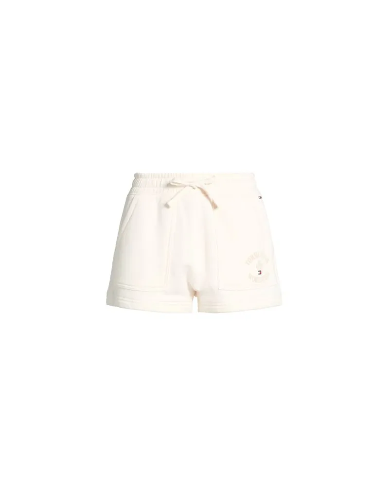 Tommy Hilfiger HOSEN & RÖCKE - Shorts & Bermudashortsauf YOOX.COM Elfenbein