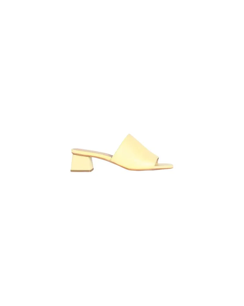 JuteLaune SCHUHE - Sandalenauf YOOX.COM Pastellgelb