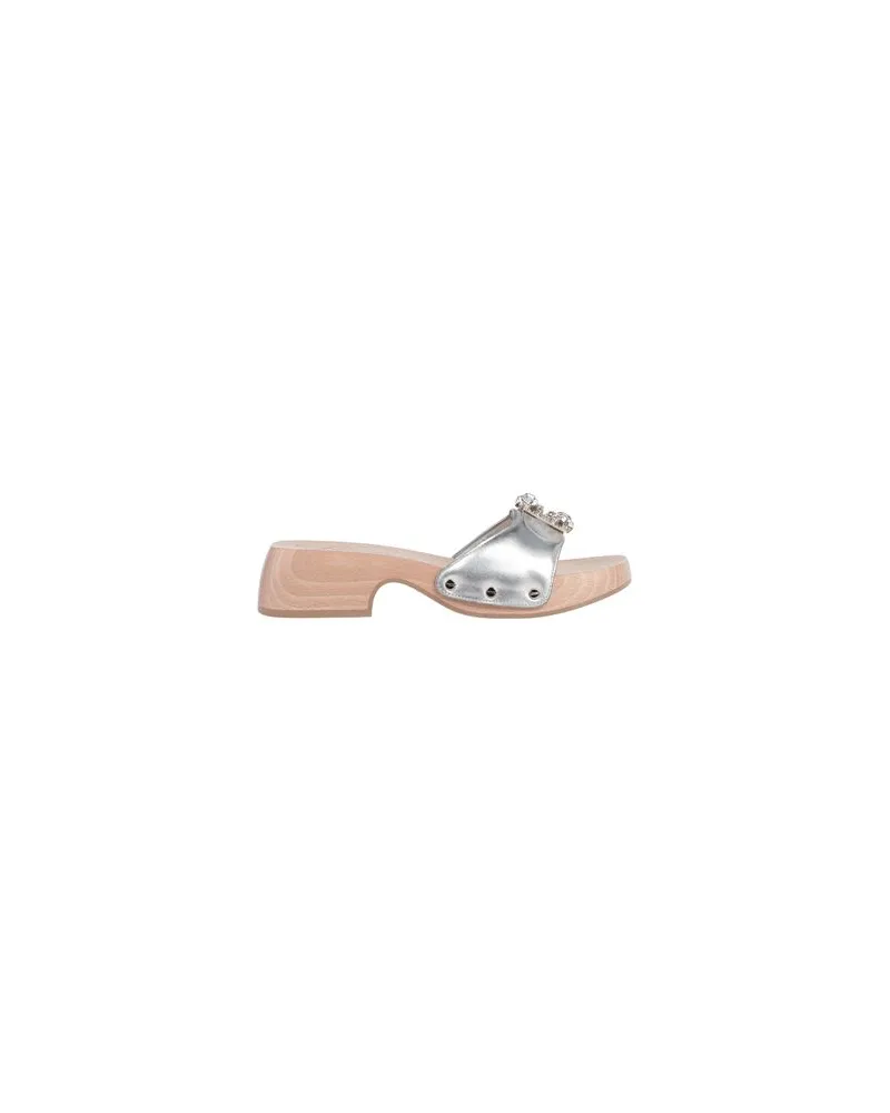 Roger Vivier SCHUHE - Mules & Clogsauf YOOX.COM Silber
