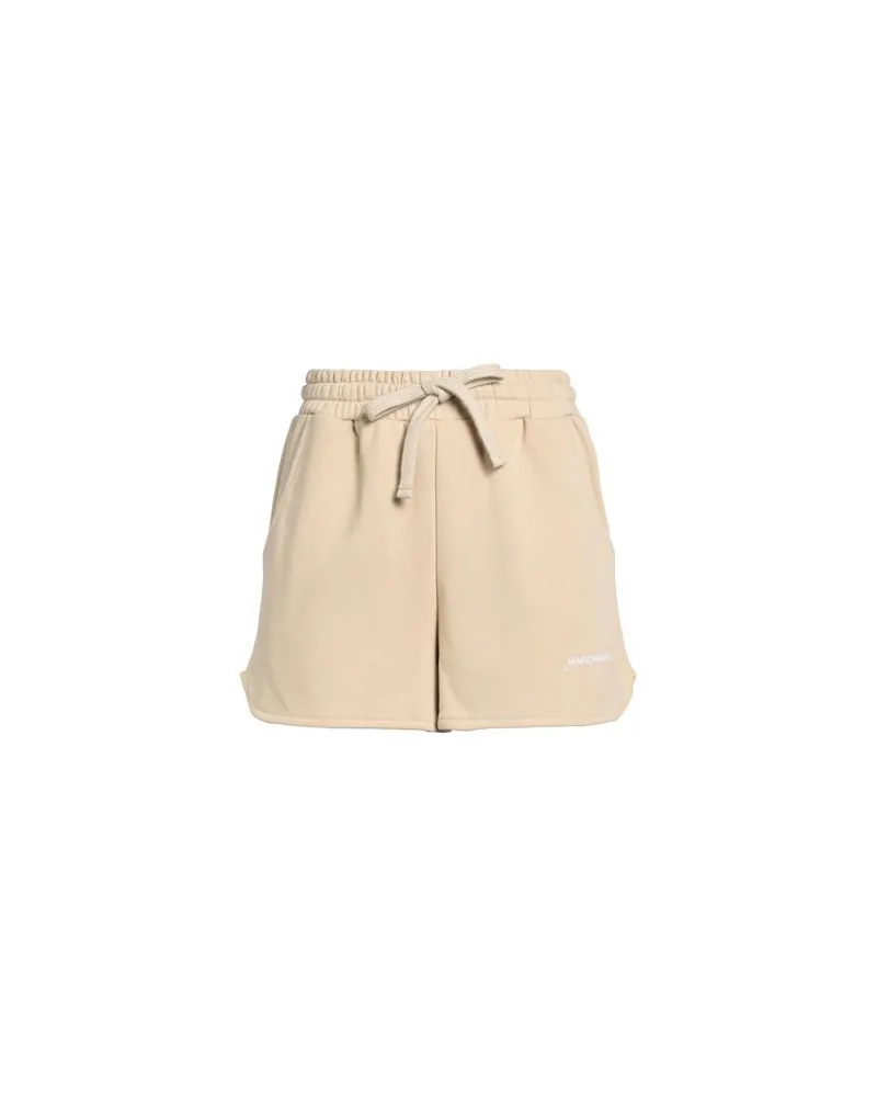 HINNOMINATE HOSEN & RÖCKE - Shorts & Bermudashortsauf YOOX.COM Sand