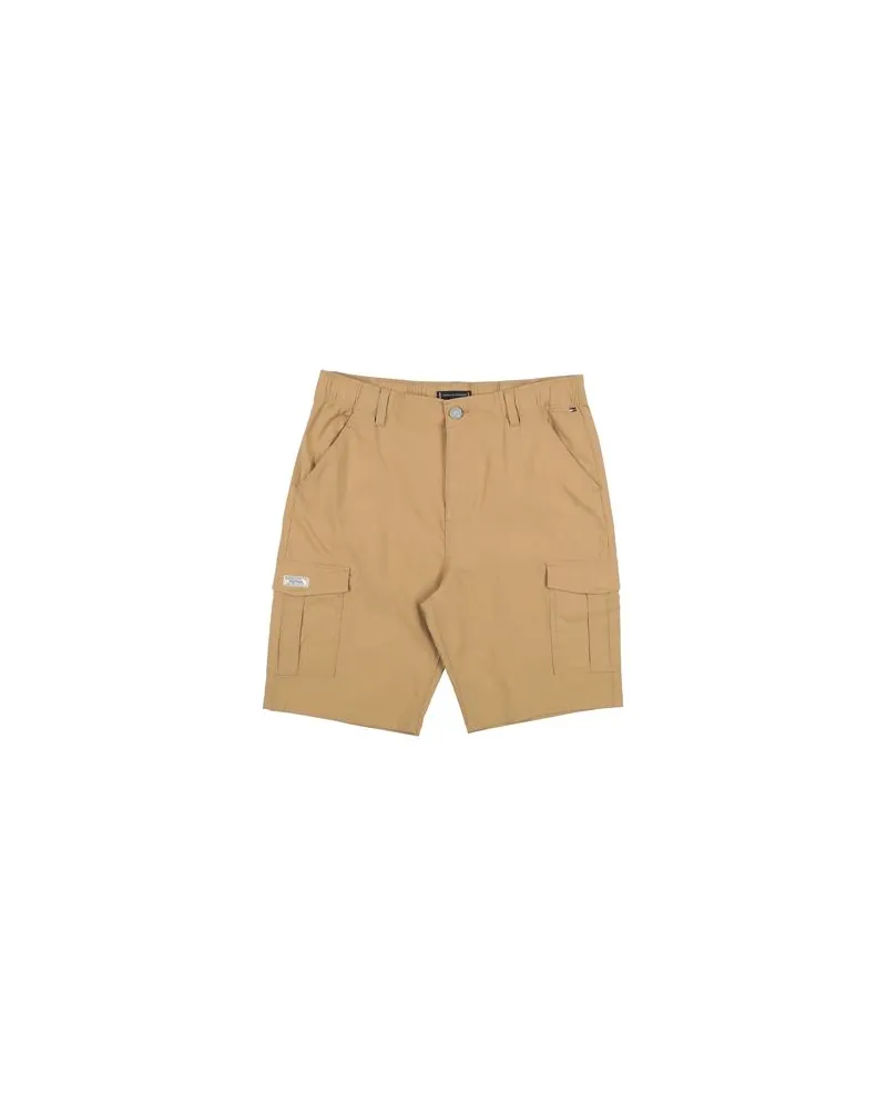 Tommy Hilfiger HOSEN & RÖCKE - Shorts & Bermudashortsauf YOOX.COM Kamel