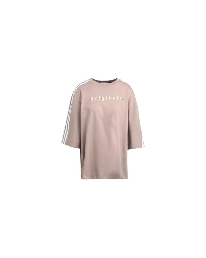adidas Oversized T-Shirt  - Oversized T-Shirt - TOPS - T-shirtsauf YOOX.COM Hellbraun
