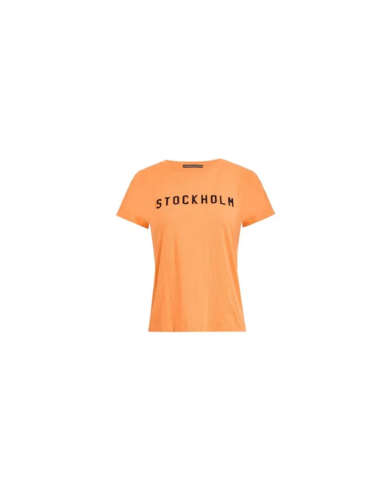 Stockholm (Surfboard) Club TOPS - T-shirtsauf YOOX.COM Orange