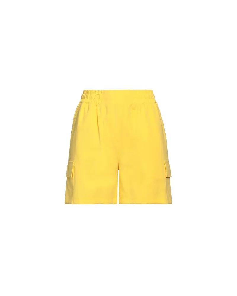 People of Shibuya HOSEN & RÖCKE - Shorts & Bermudashortsauf YOOX.COM Gelb