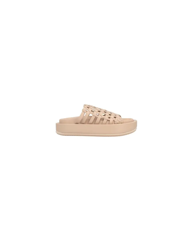 Paloma Barceló SCHUHE - Sandalenauf YOOX.COM Beige