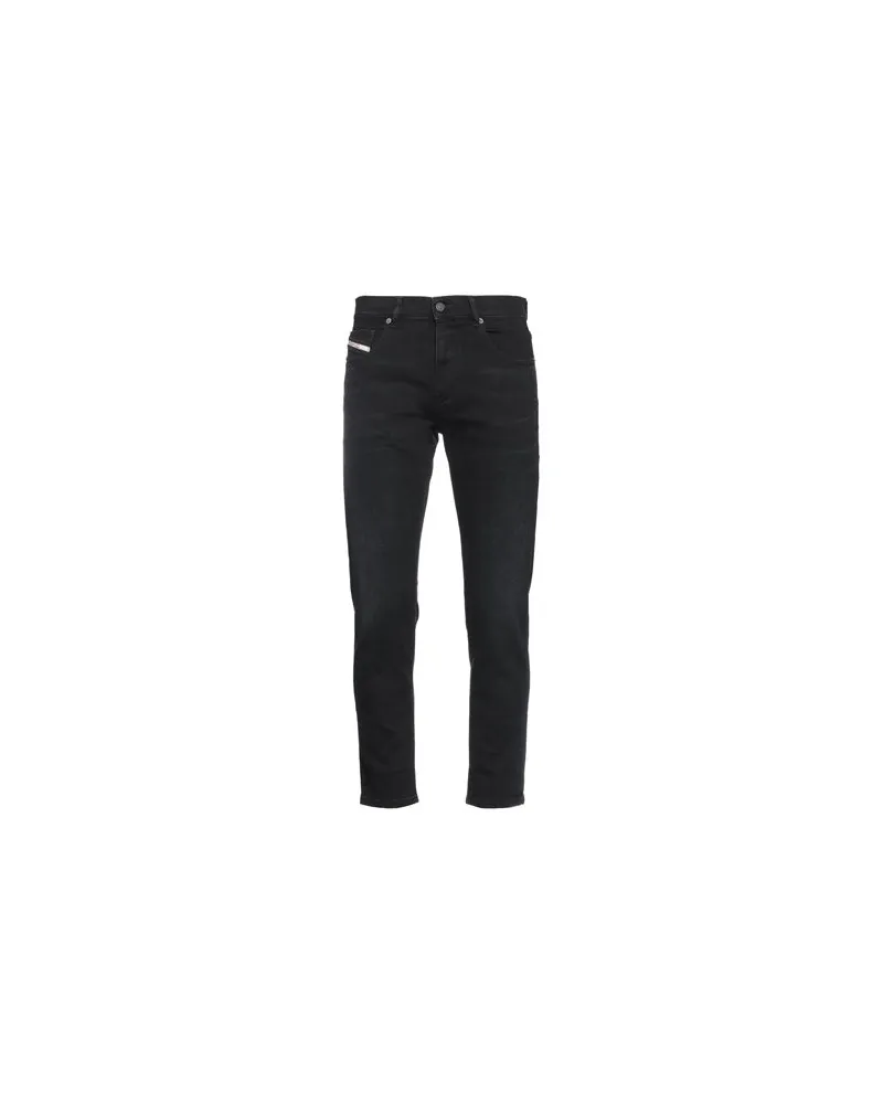 Diesel HOSEN & RÖCKE - Jeanshosenauf YOOX.COM Schwarz