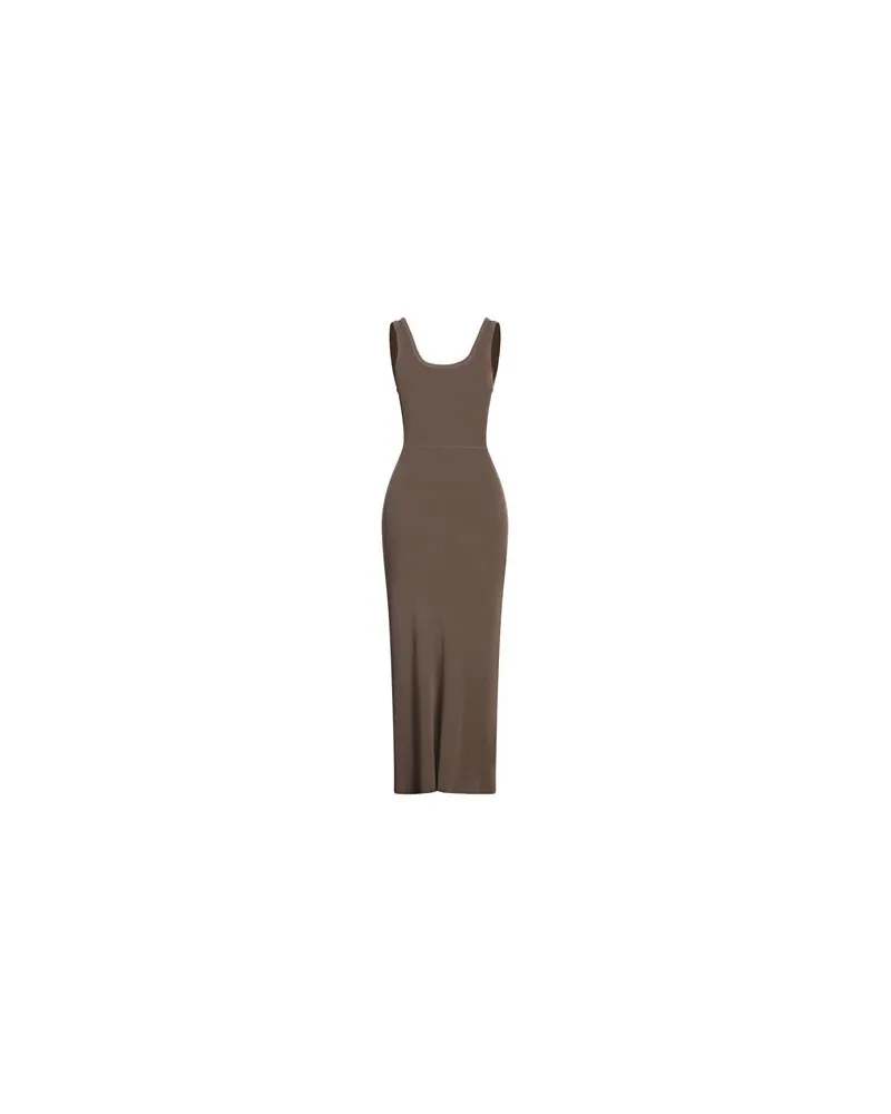 Isabel Benenato KLEIDER - Maxi-Kleiderauf YOOX.COM Braun