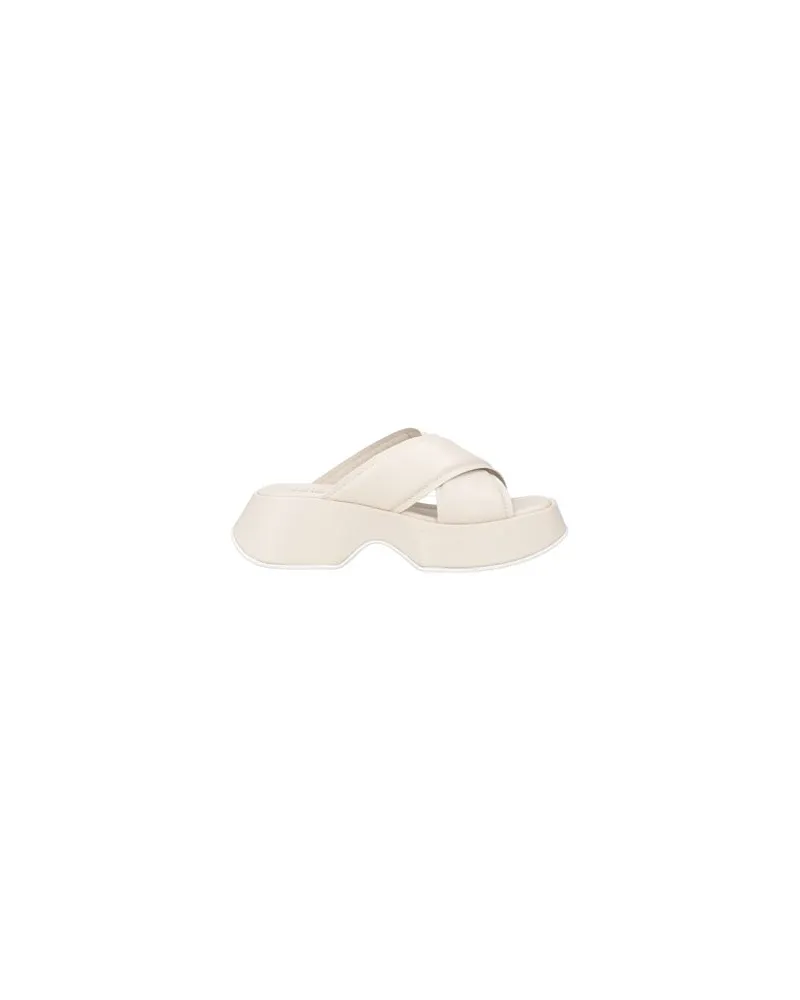 Vic Matié SCHUHE - Sandalenauf YOOX.COM Beige