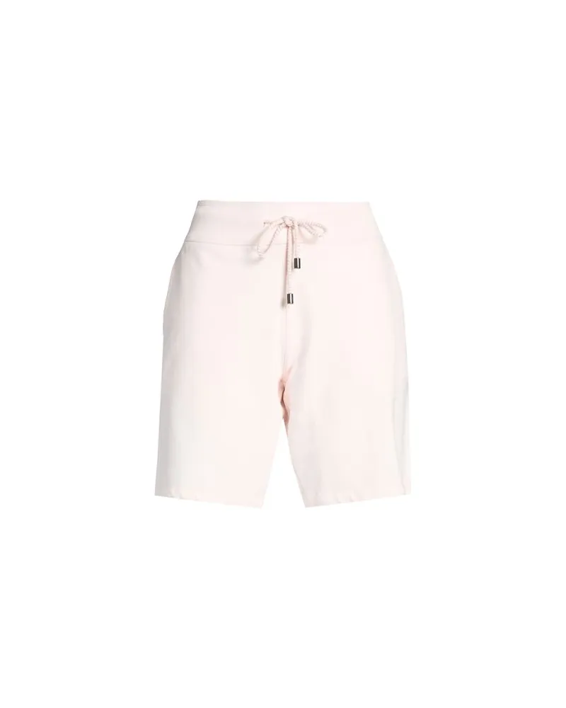 Juvia HOSEN & RÖCKE - Shorts & Bermudashortsauf YOOX.COM Hellrosa