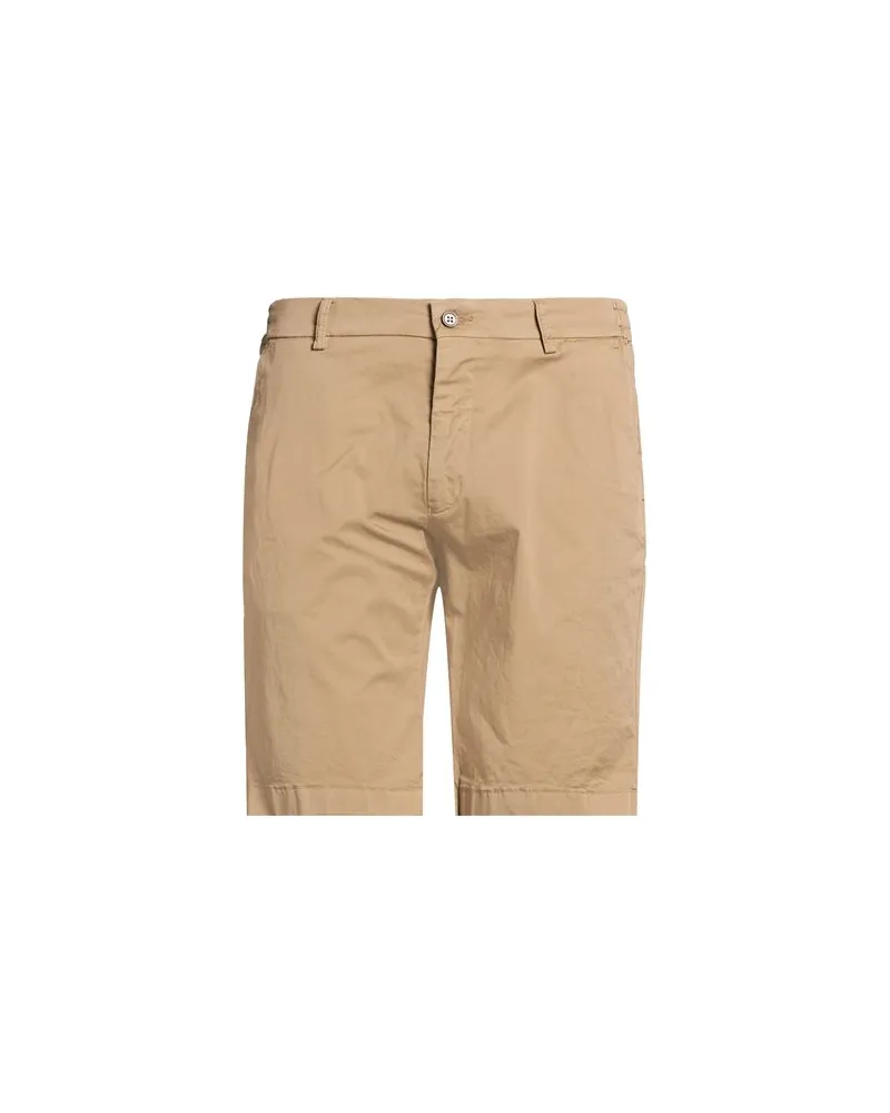 Berwich HOSEN & RÖCKE - Shorts & Bermudashortsauf YOOX.COM Hellbraun