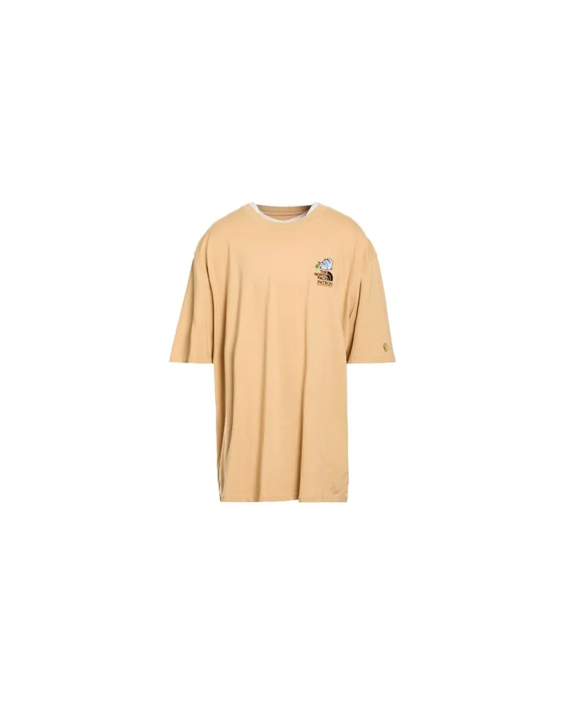 The North Face X PATRON U SS MOUNTAIN CLEANUP OVERSIZED TEE  - TOPS - T-shirtsauf YOOX.COM Sand