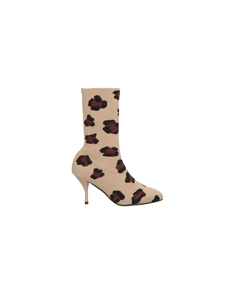Stuart Weitzman SCHUHE - Stiefelettenauf YOOX.COM Kamel