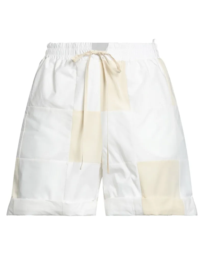 Nanushka Shorts & Bermudashorts Off