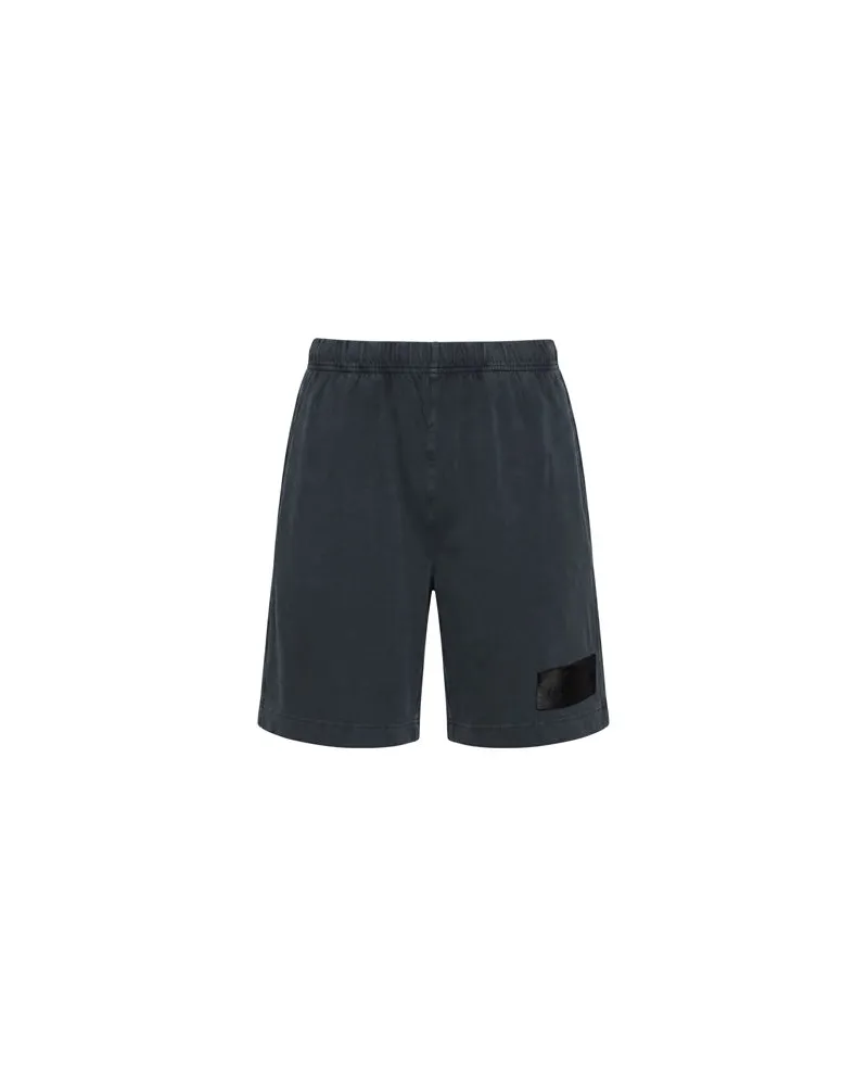 MAGNIBERG HOSEN & RÖCKE - Shorts & Bermudashortsauf YOOX.COM Marineblau