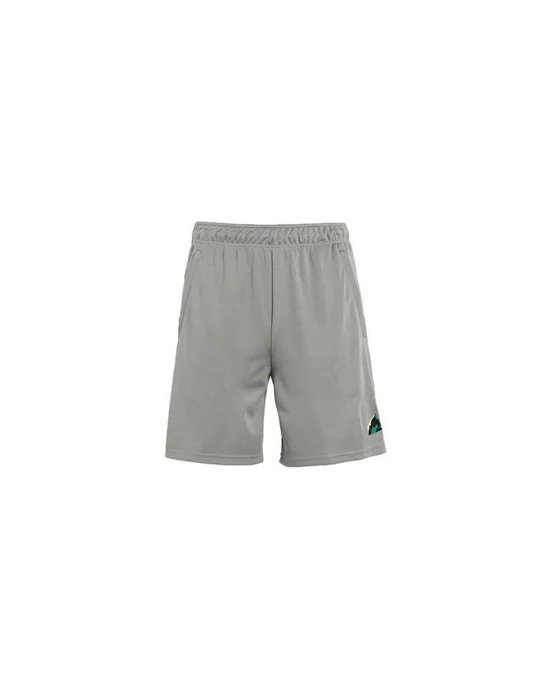 adidas HOSEN & RÖCKE - Shorts & Bermudashortsauf YOOX.COM Salbeigrün