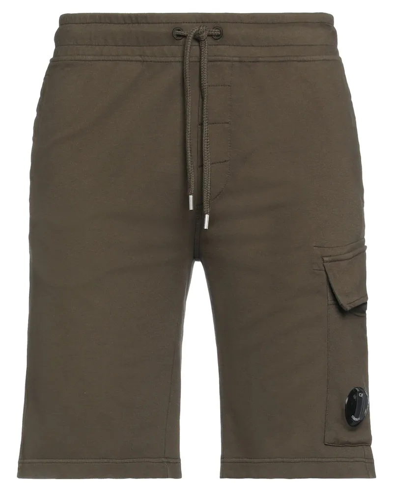 C.P. Company Shorts & Bermudashorts Militärgrün