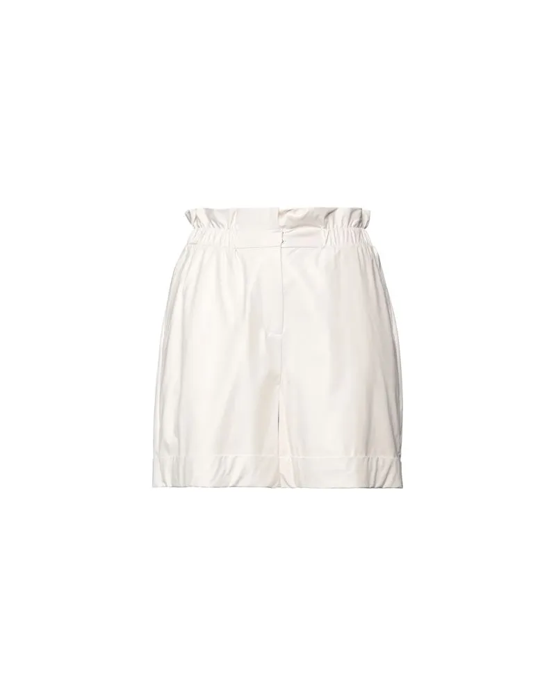 Actitude by Twinset HOSEN & RÖCKE - Shorts & Bermudashortsauf YOOX.COM Elfenbein