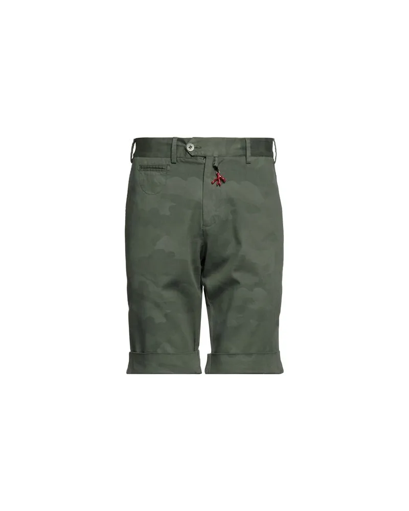 Isaia HOSEN & RÖCKE - Shorts & Bermudashortsauf YOOX.COM Militärgrün