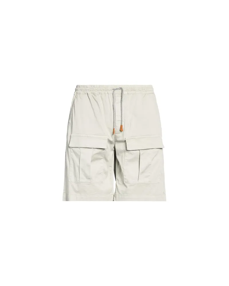 Eleventy HOSEN & RÖCKE - Shorts & Bermudashortsauf YOOX.COM Hellgrau
