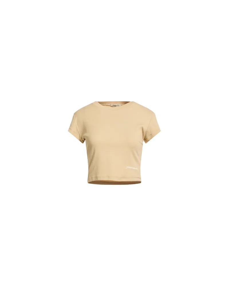 HINNOMINATE TOPS - T-shirtsauf YOOX.COM Beige