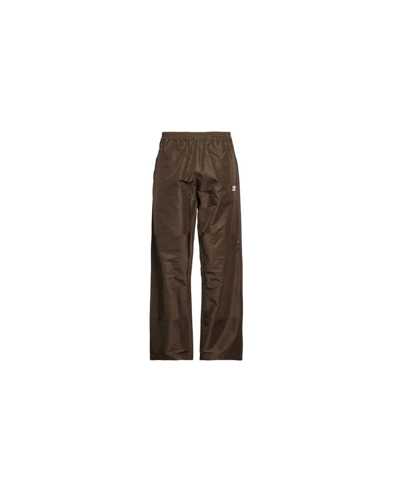 Umbro HOSEN & RÖCKE - Hosenauf YOOX.COM Militärgrün