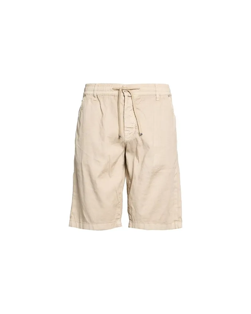 Jacob Cohën HOSEN & RÖCKE - Shorts & Bermudashortsauf YOOX.COM Beige
