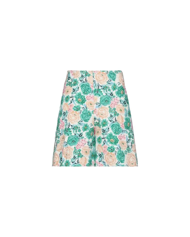 Jucca HOSEN & RÖCKE - Shorts & Bermudashortsauf YOOX.COM Elfenbein