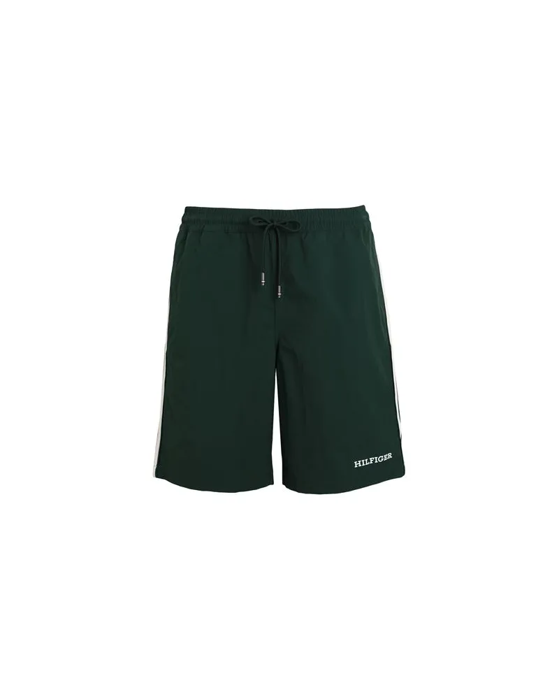 Tommy Hilfiger HOSEN & RÖCKE - Shorts & Bermudashortsauf YOOX.COM Dunkelgrün